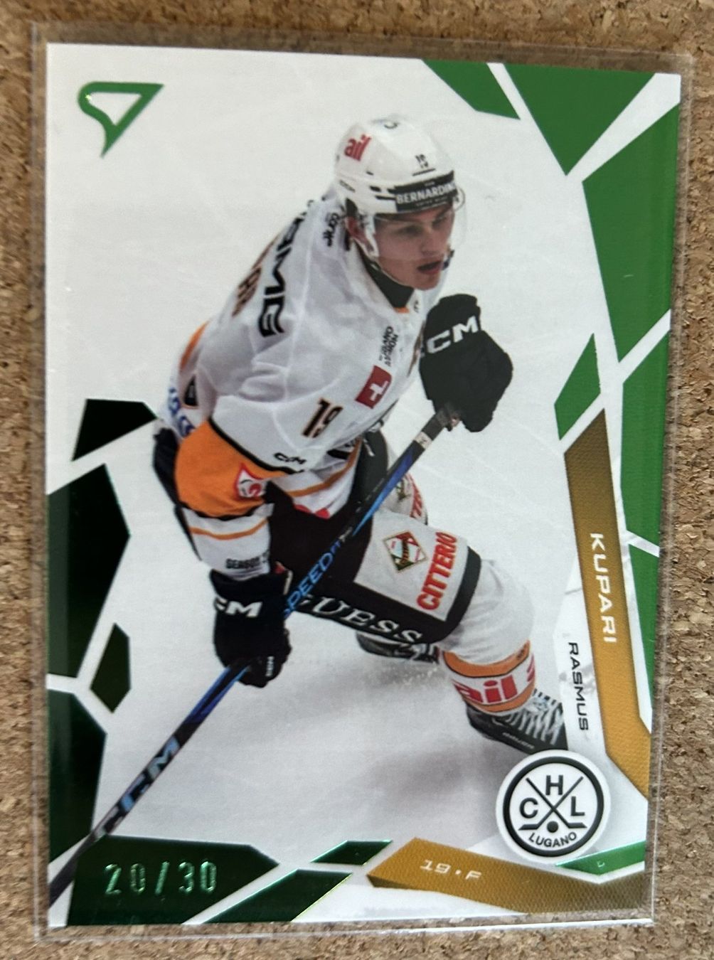 Sportzoo Carte collezionabili: HC Lugano Green Parallel Rasmus Kupari 20/30 – Nuovo (secondo la descrizione) da Cham venduto da 9inches