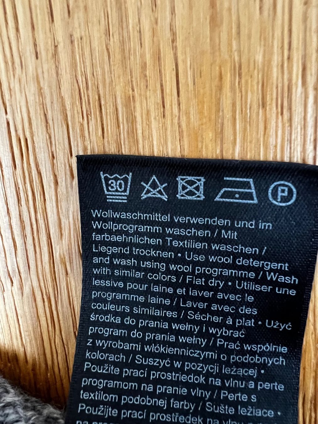 Comma Maglioni & Felpe: Poncho,  Comma, Grösse S – Usato da Bachenbülach venduto da Floydp 4