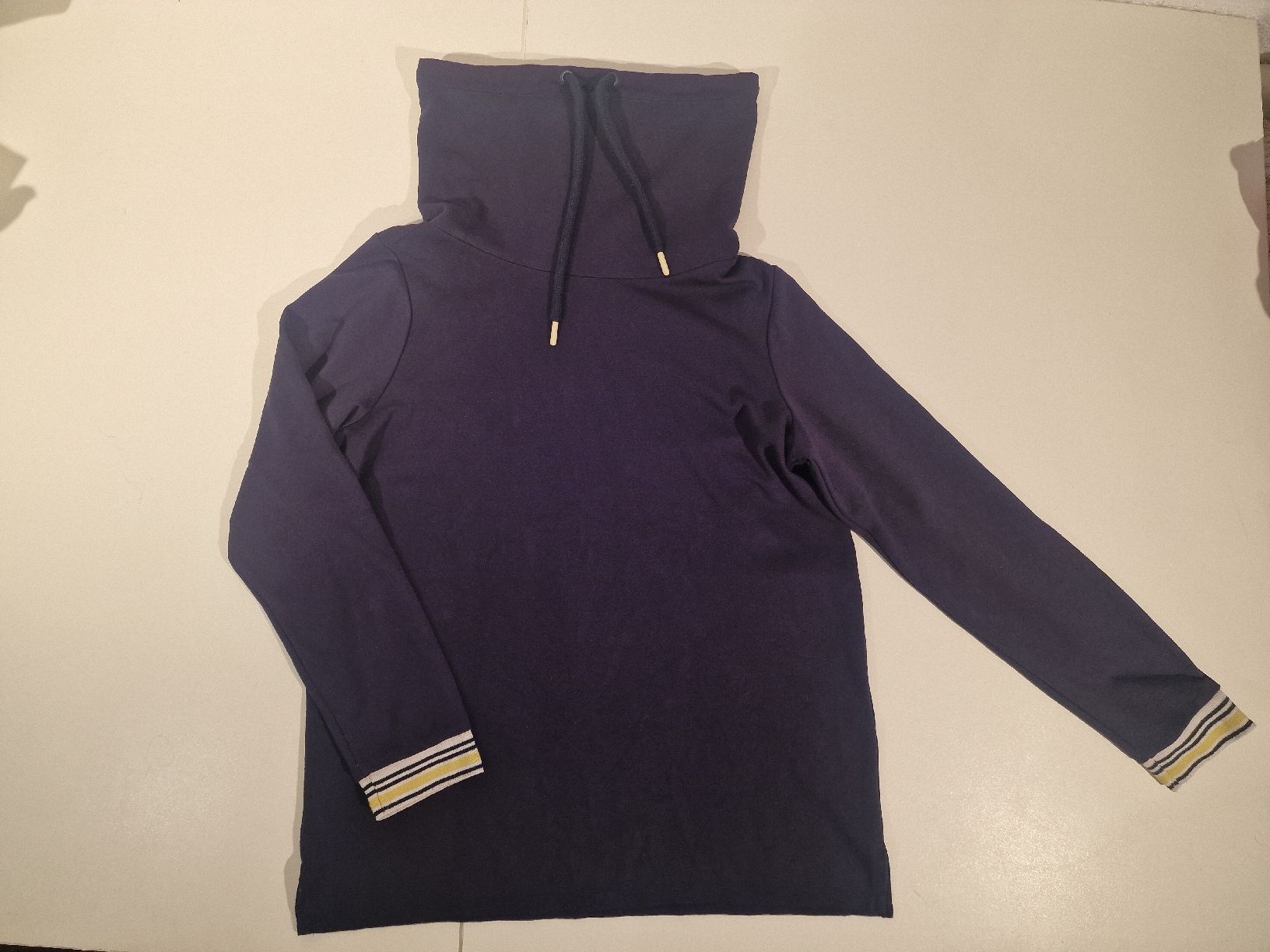 Cecil Pullover & Sweatshirts: Pullover von Cecil, Gr M – Neu (gemäss Beschreibung) aus St. Margrethen SG von Goldig 2
