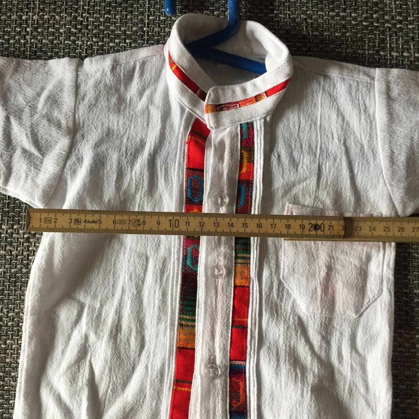 Kostüme: Hemd und Hose bestickt, bis ca.15 Monate – Neu und originalverpackt aus Gümligen von Xochitl 7