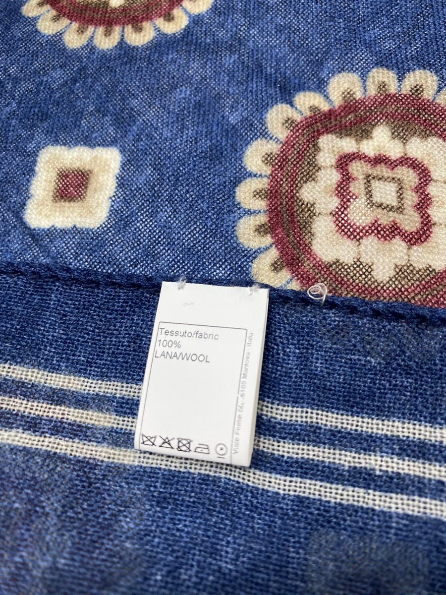 Foulard & Sciarpe: Wolle Schal 🌸 – Usato da Opfikon venduto da Luis144 2
