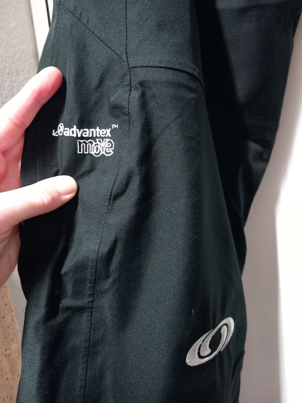 Salomon Hosen: Salomon Skihose Gr.36, schwarz – Gebraucht aus Gwatt (Thun) von umwelt-brocki 4