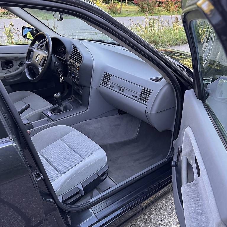 BMW Autos: BMW 318i e36 Limo – Gebraucht aus Wetzikon ZH von Classic_Bimmer 6