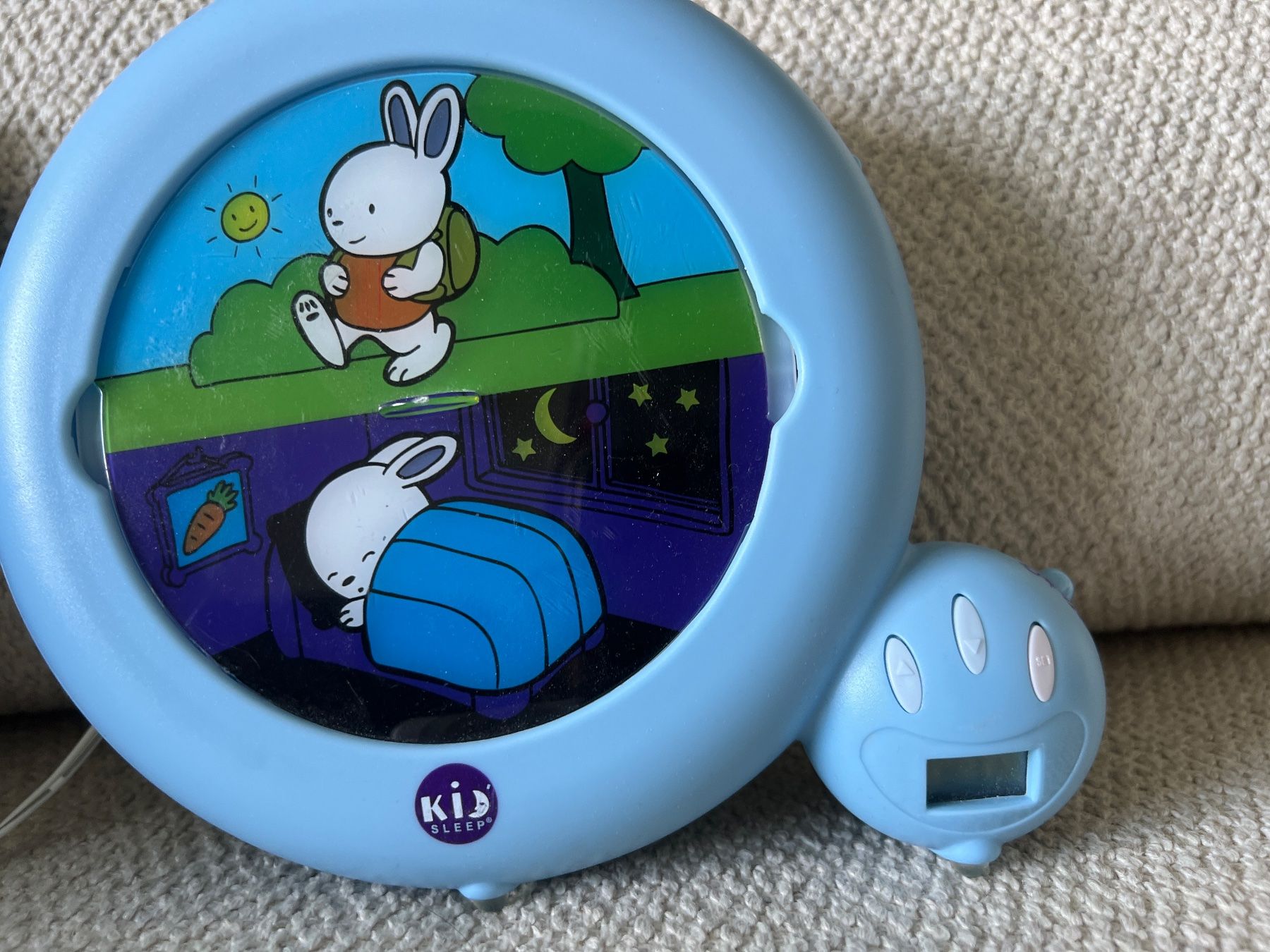 Sveglie: Kidsleep Kid Sleep Einschlafhilfe Wecker – Usato da Jona venduto da Sariksa 2