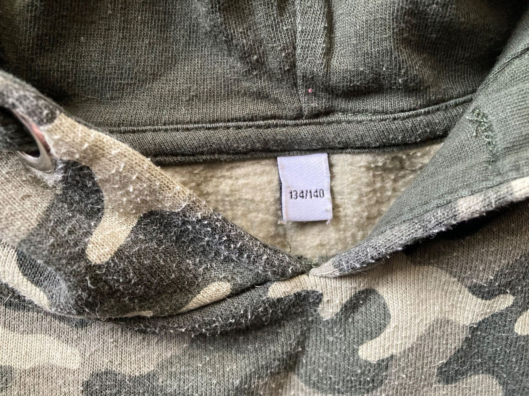Pullover & Sweatshirts: Pullover, Hoodie, Gr. 134/140 – Gebraucht aus Aetingen von Nadinsky 1