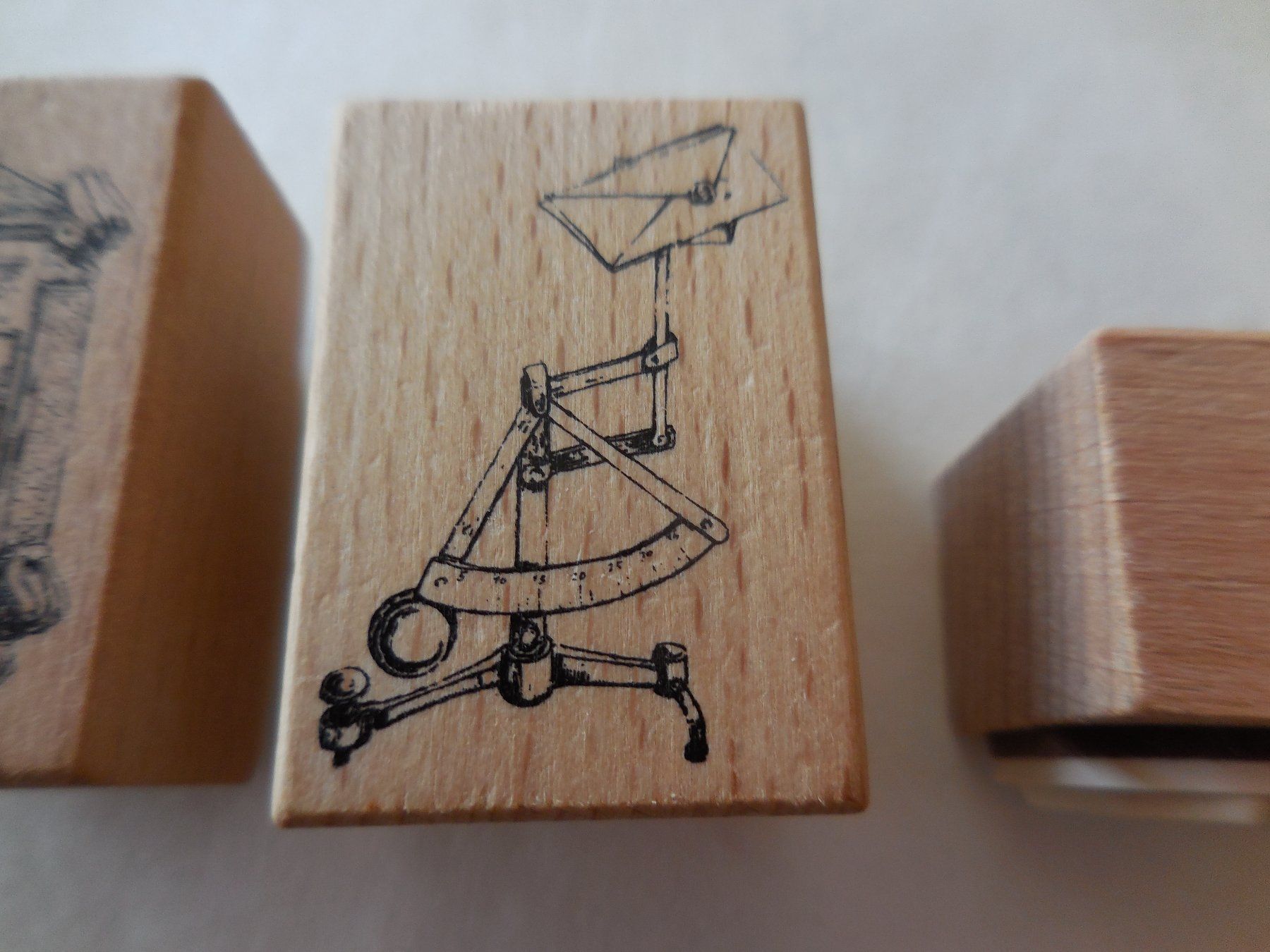 Timbri: 3er Set  LCN Design Studio Stempel "Postage" – Nuovo e nell'imballaggio originale da Zürich venduto da brifo64 4