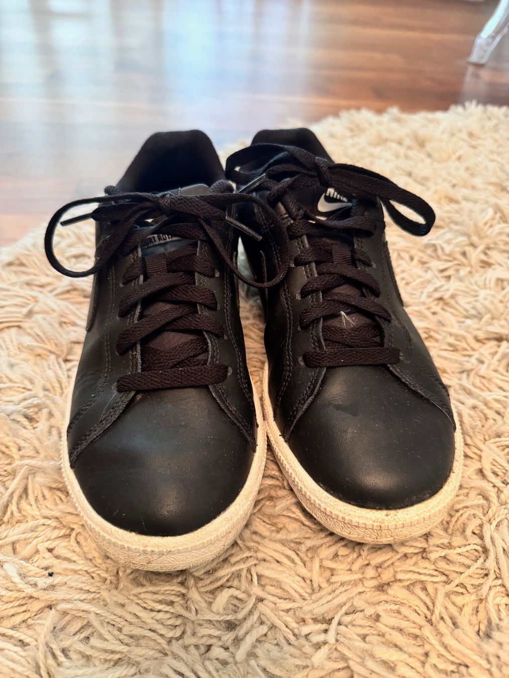 Nike Scarpe da donna: Nike Sneaker Schwarz Gr. 38 – Usato da Horgen venduto da Jo79 1