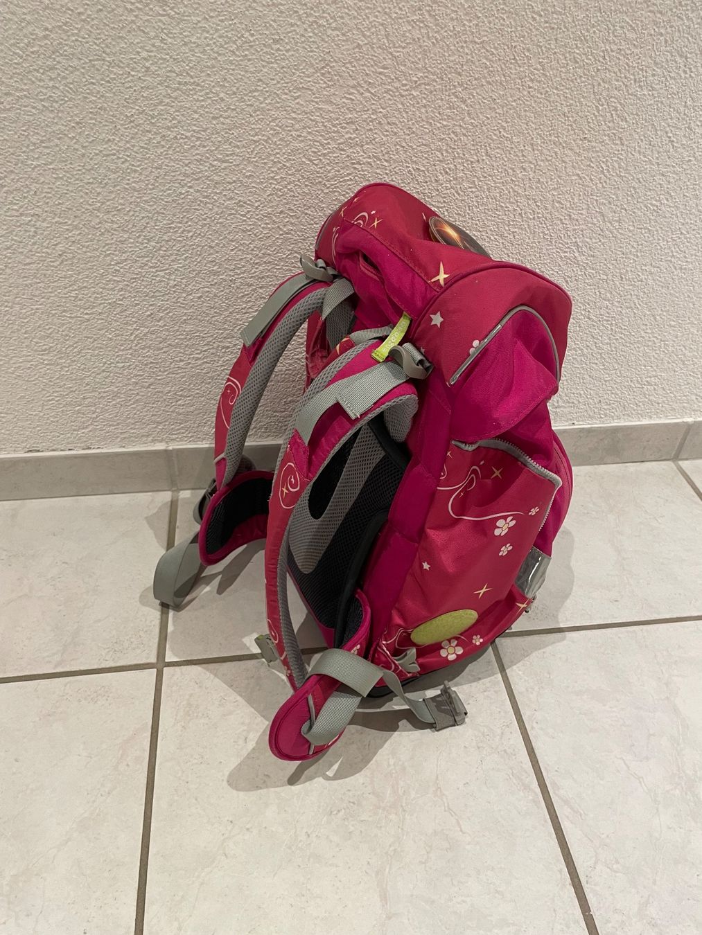 Ergobag Borse & Zaini: ERGOBAG Schulranzen Set, Pink – Usato da Seengen venduto da swossi 3