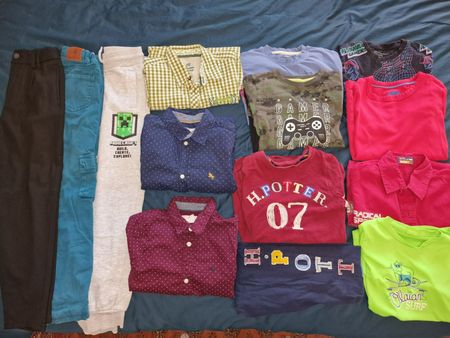 Kleiderpaket (Jungs) Grosse 128 & 134 (7-9J) 13 Stücke