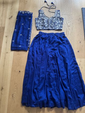  Massgefertigte Lehenga (ungetragen)