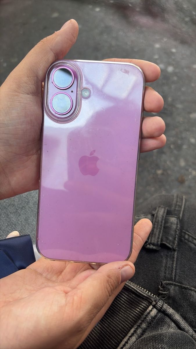 Apple Telefoni cellulari / Smartphones: iPhone 15 pro max  – Usato da Teufen Ar venduto da Exclusive.stuff.CH 2