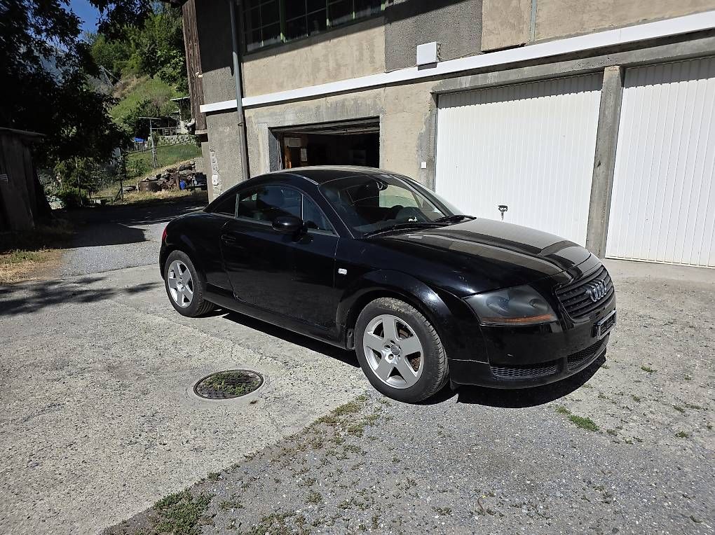 Automobili: Audi TT Quattro ab MFK – Usato da Brigerbad venduto da Italias 3