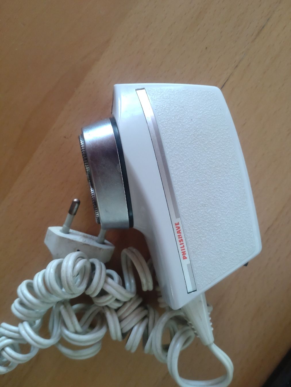 Philips Rasoi & Lamette da barba: Rasoir électrique Philips Philishave Type SC 8130 – Usato da Vétroz venduto da Guadonjin 1