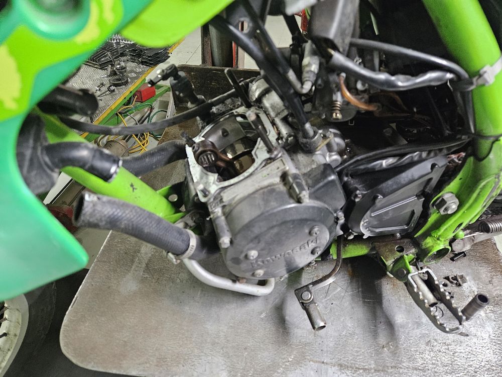 Kawasaki KMX 125 (Defekt) in Mellingen für CHF 900 – nur Abholung auf ...