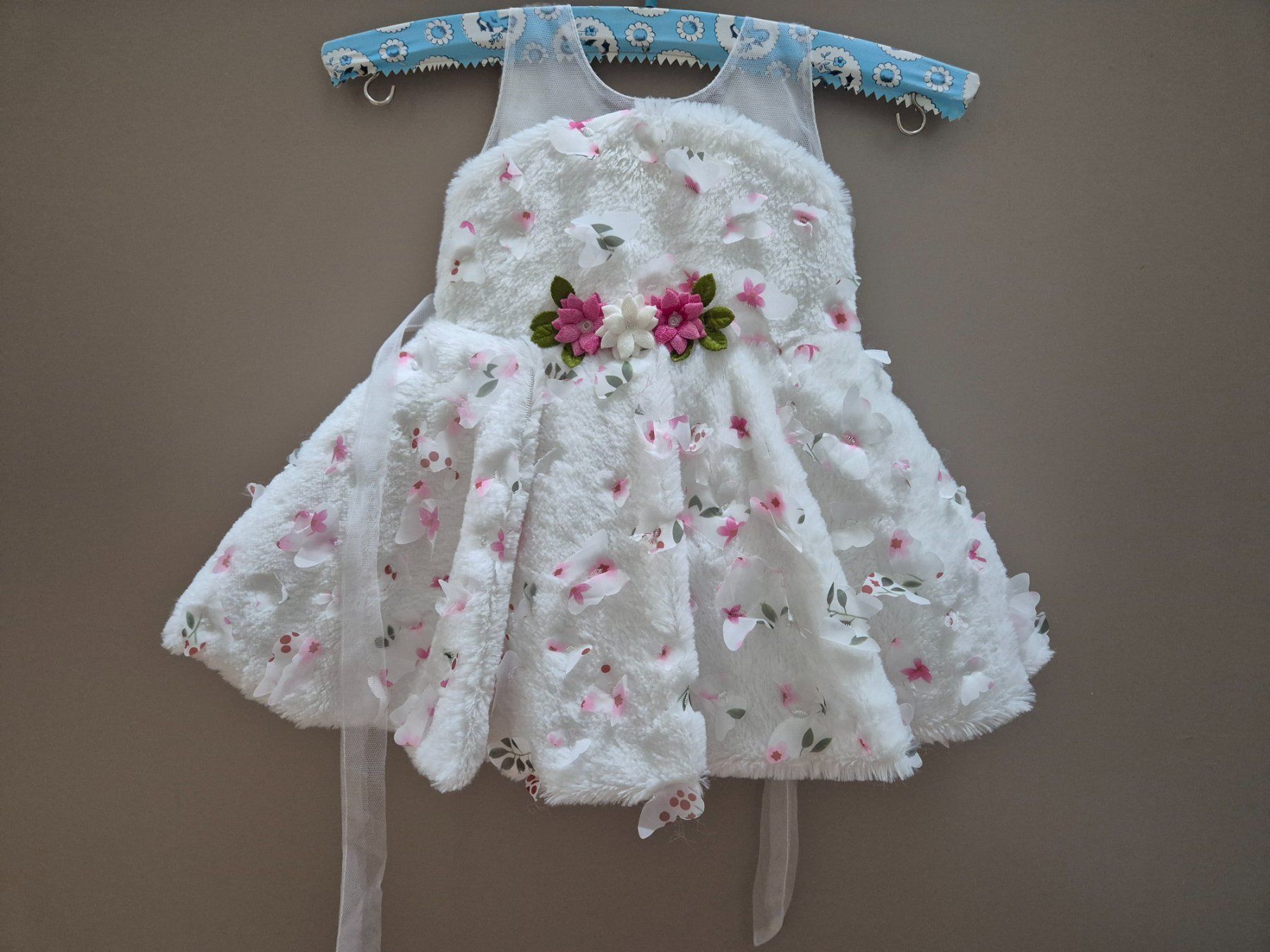 Vestiti & Gonne: Kleid, Gr.68-74, weiss – Nuovo (secondo la descrizione) da Goldau venduto da simona.dettling