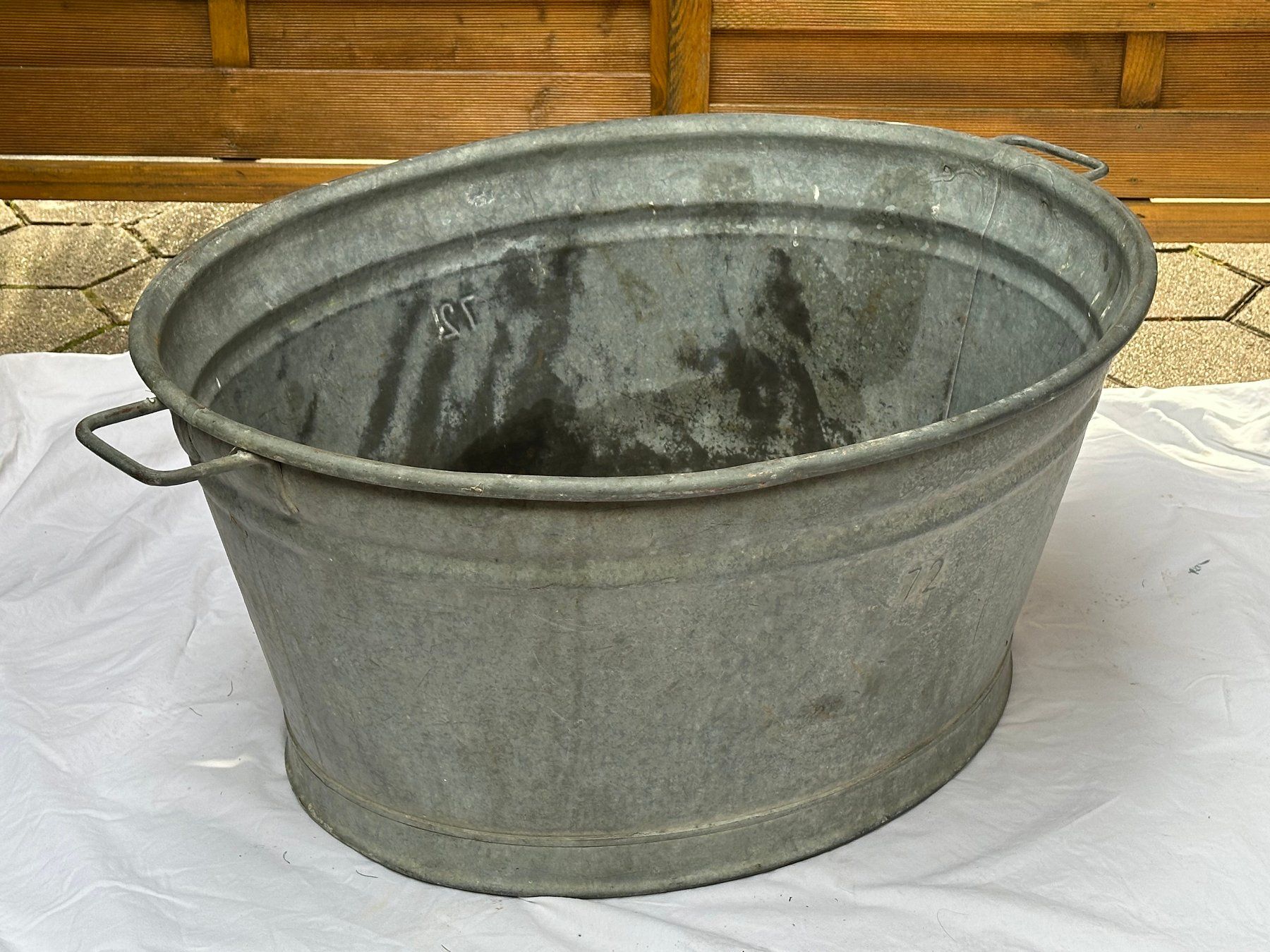 Altre Decorazioni per giardino: Alte Zink Zuber Gelte Eimer Wanne 72 Liter – Usato da Flüelen venduto da Amazona03 3