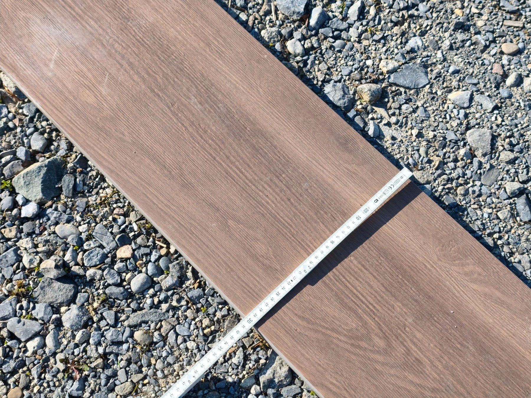 Rivestimenti per pavimenti: Feinsteinzeug in Holz Optik – Nuovo (secondo la descrizione) da Beinwil am See venduto da ihregartenwelt 1