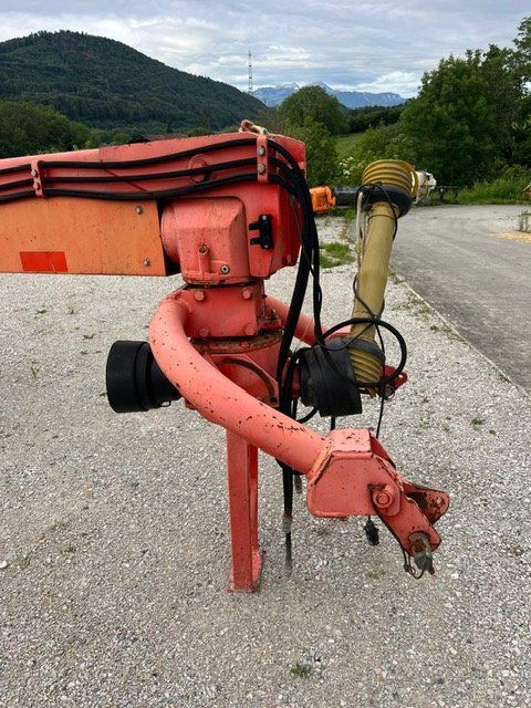 Tutte le macchine: Faucheuse trainée Kuhn FC250G – Usato da Les Thioleyres venduto da Samitrac 4