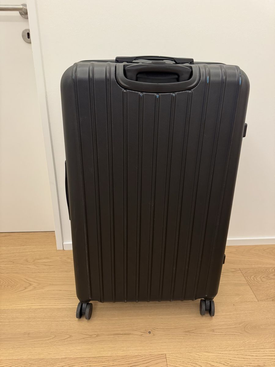 Valises de voyage: Grosser Koffer NP 170.- – D'occasion à Ettingen par LifeArtist 1