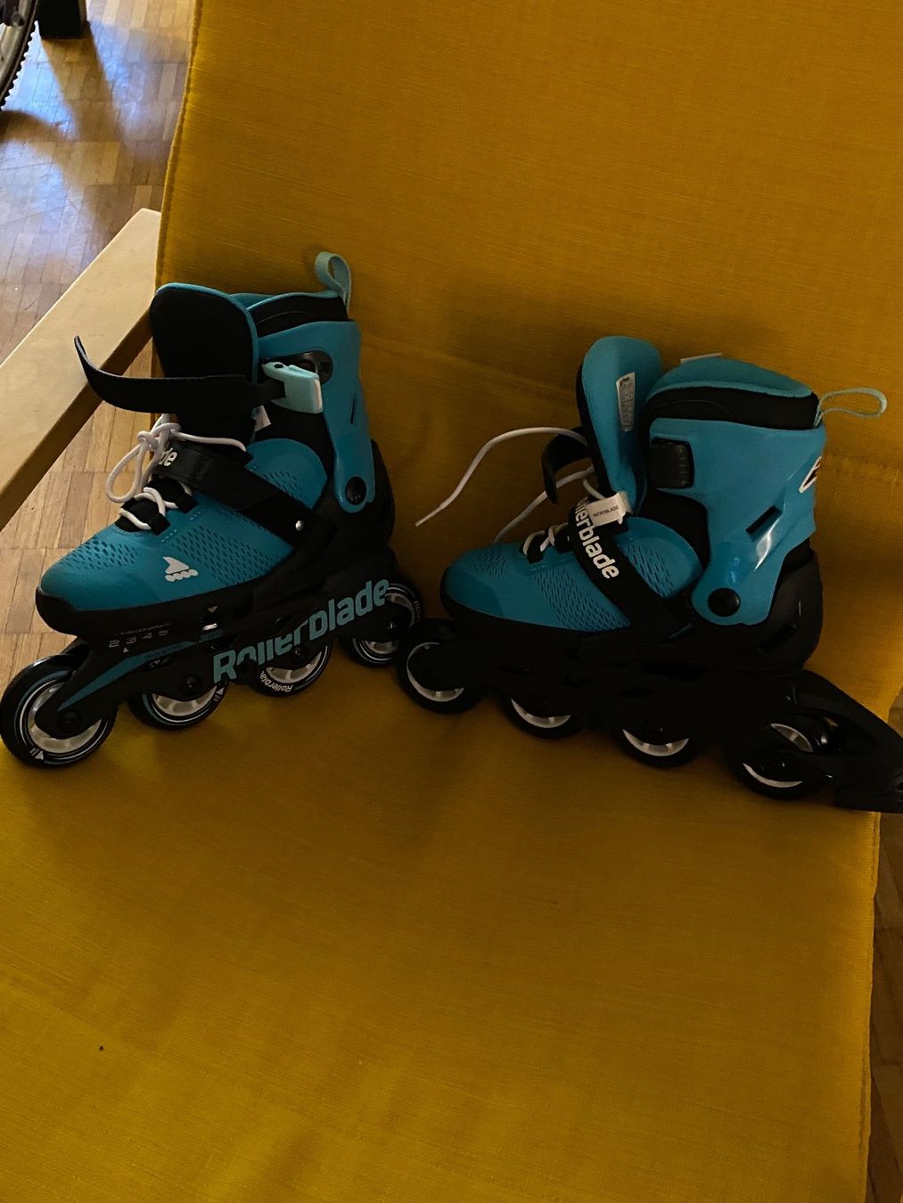 Pattini in linea & Pattini a rotelle: Rollerblade – Usato da Baden venduto da mgeormezi
