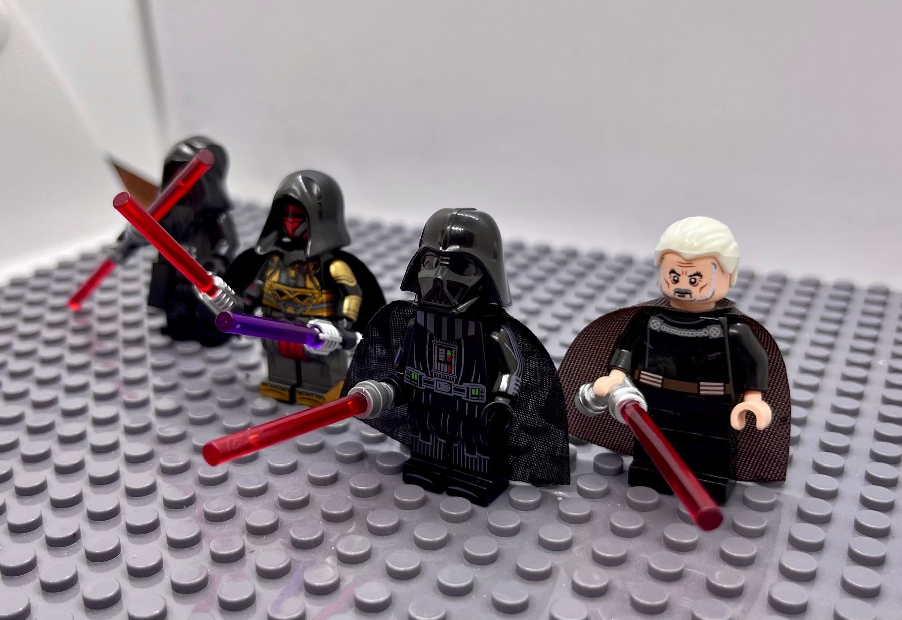 Star Wars Kit di costruzioni: Custom Darth Vader & 3 weitere Sith Lords Minifiguren – Nuovo (secondo la descrizione) da St. Gallen venduto da Starlord77 2