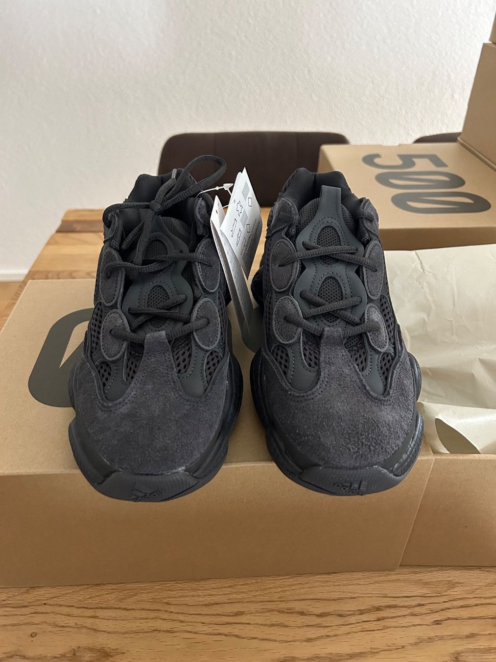 Adidas Herrenschuhe: adidas Yeezy 500 Utility Black – Neu und originalverpackt aus Neftenbach von Vespa796 1