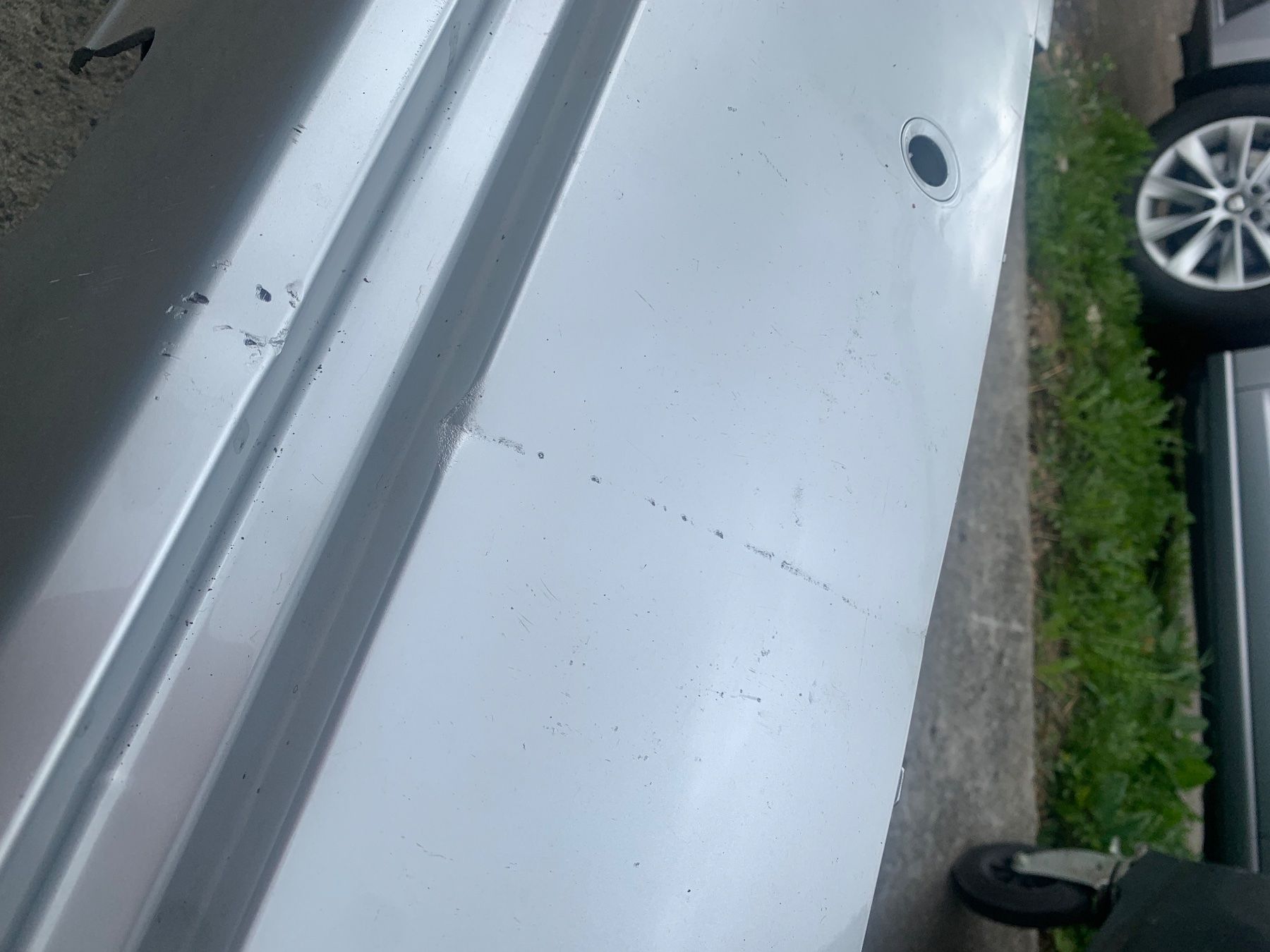 Mercedes-Benz Tutti pezzi di ricambio auto: Stossstange Mercedes GLK – Usato da Emmenbrücke venduto da Jorimat 2