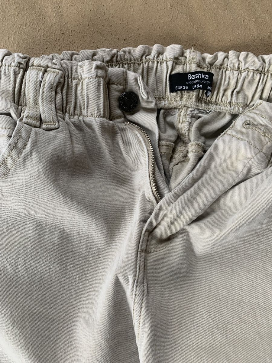 Bershka Pantaloni: Bershka Hose Gr. 36 – Usato da Waltenschwil venduto da pipapo71 2