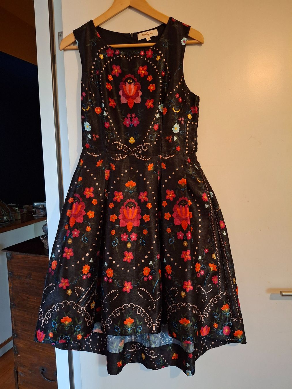 Robes: Robe Dehry – D'occasion à Troinex par cor_v65r