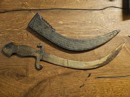 Antiker Krummdolch Dolch Messer mit Inschrift (i2)