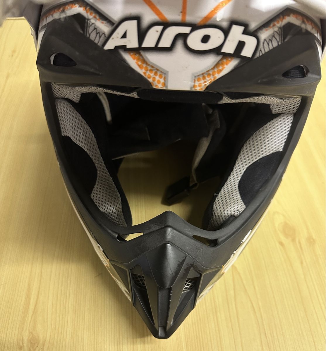 Airoh Caschi & visiere: Limitierter Airoh Crosshelm – Usato da Ulisbach venduto da PET-030 4