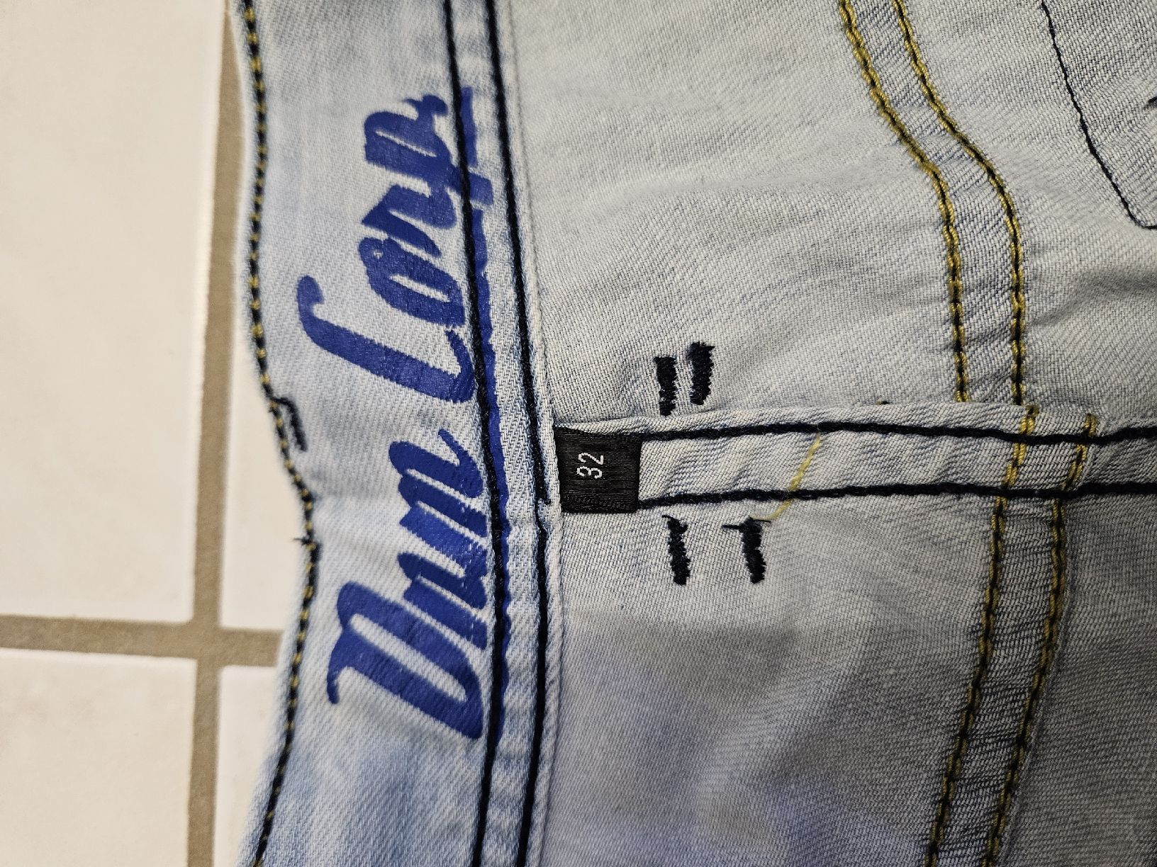 C&A Jeans: Jeans Shorts Herren – Usato da Appenzell Eggerst. venduto da Tom860 2