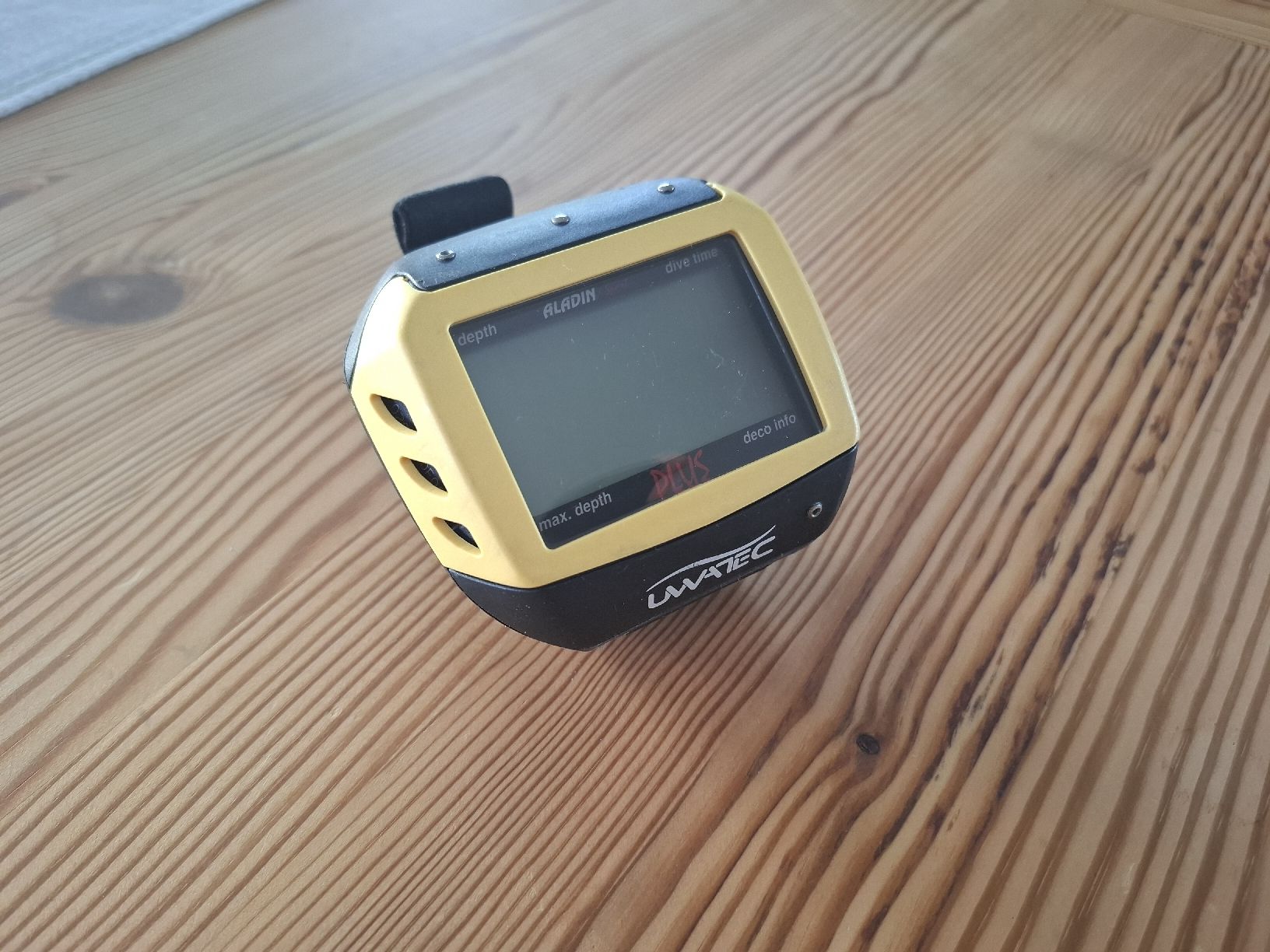 Messen: UWATEC Aladin Sport Plus Tauchcomputer – Gebraucht aus Chabrey von fluvius