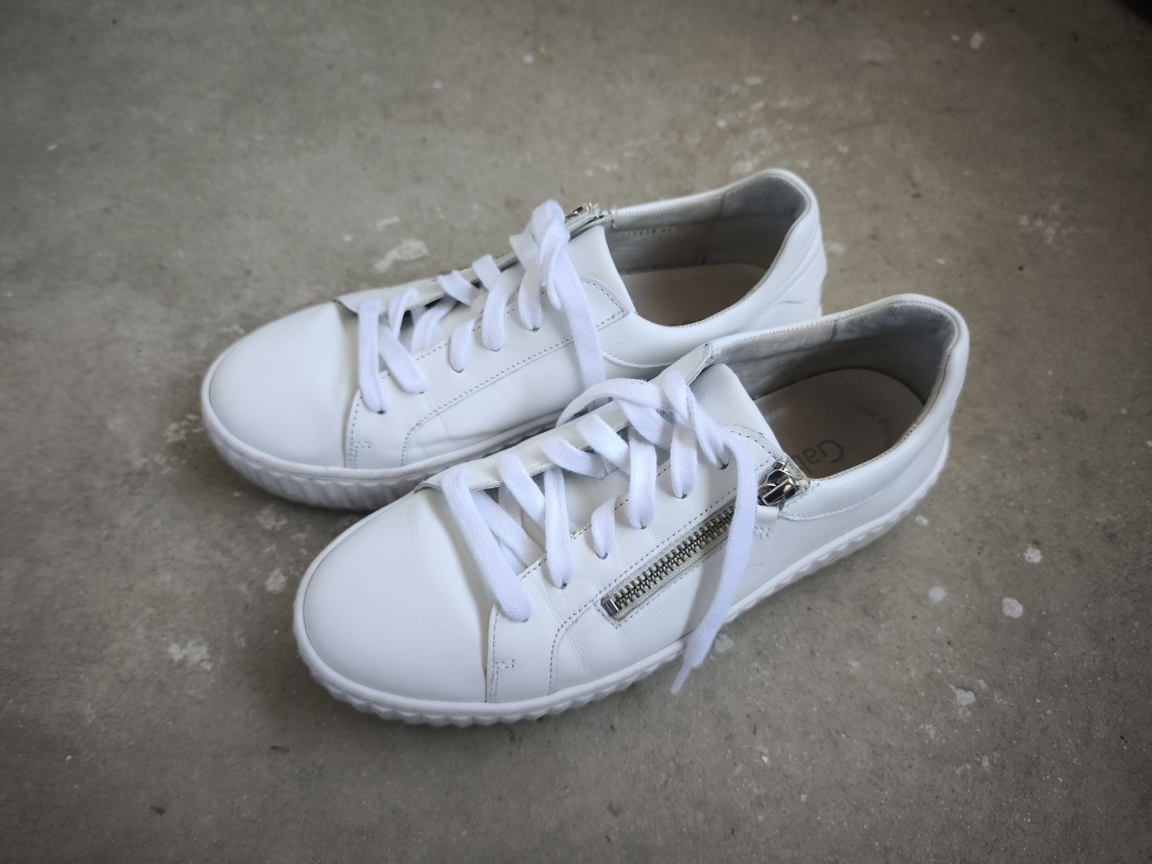 Gabor Chaussures femmes: Gabor Sneakers Leather White, 40 – D'occasion à Sursee par Re.joy