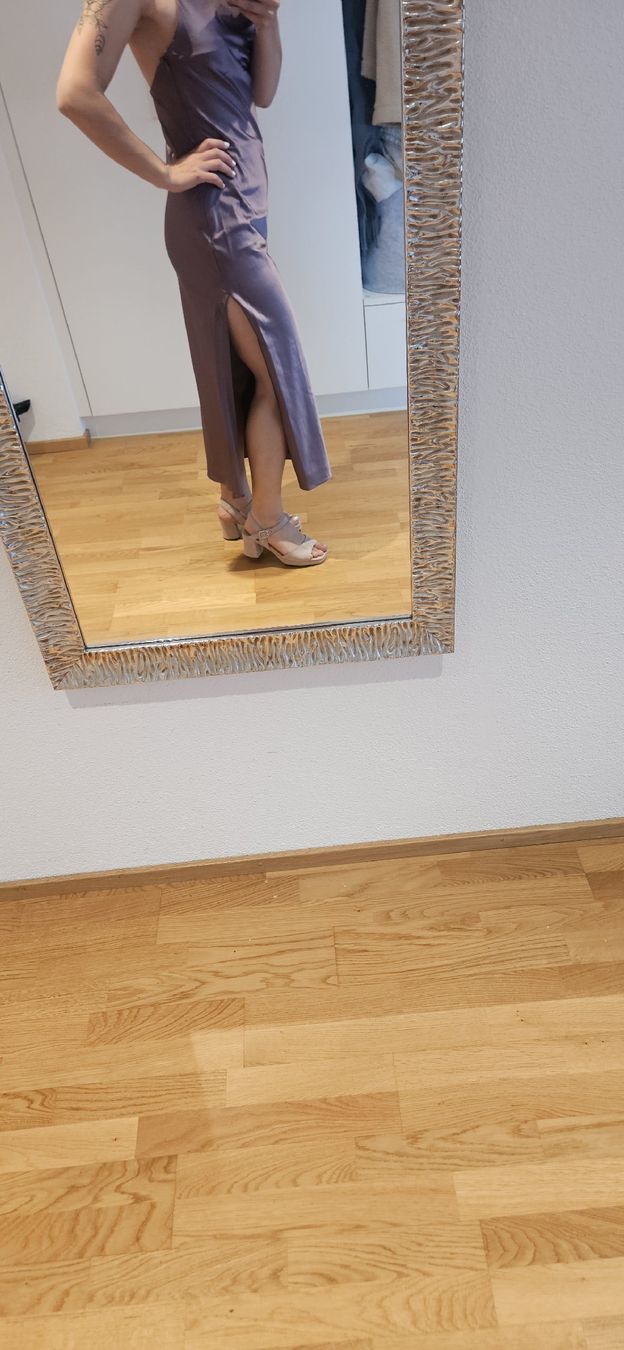Vestiti: Unique Abendkleid XS Cocktailkleid – Nuovo e nell'imballaggio originale da Triengen venduto da dam_c6gy 7