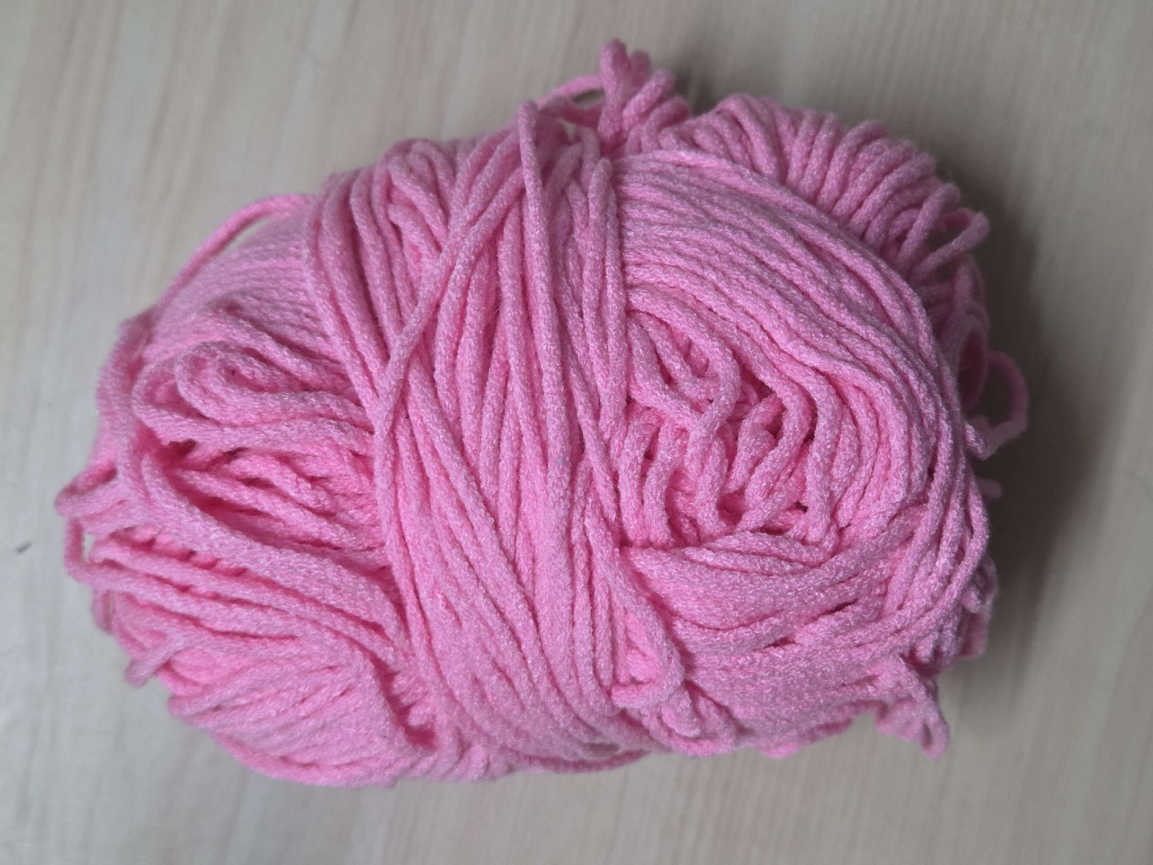 Laine: Wollknäuel pink  – Neuf (Voir description) à Subingen par DENDLE20