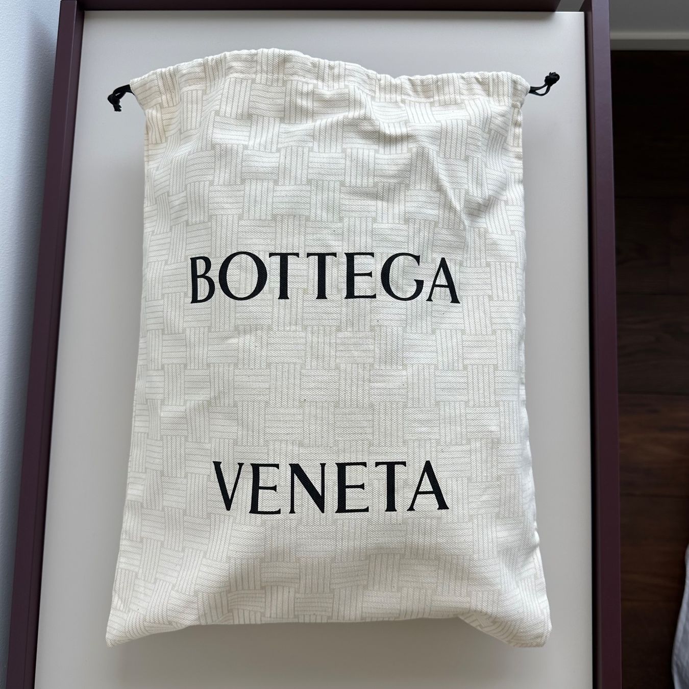 Bottega Veneta Borse: Bottega Veneta Padded Tech Cassette Bag – Nuovo e nell'imballaggio originale da Basel venduto da daniel_daiu 5