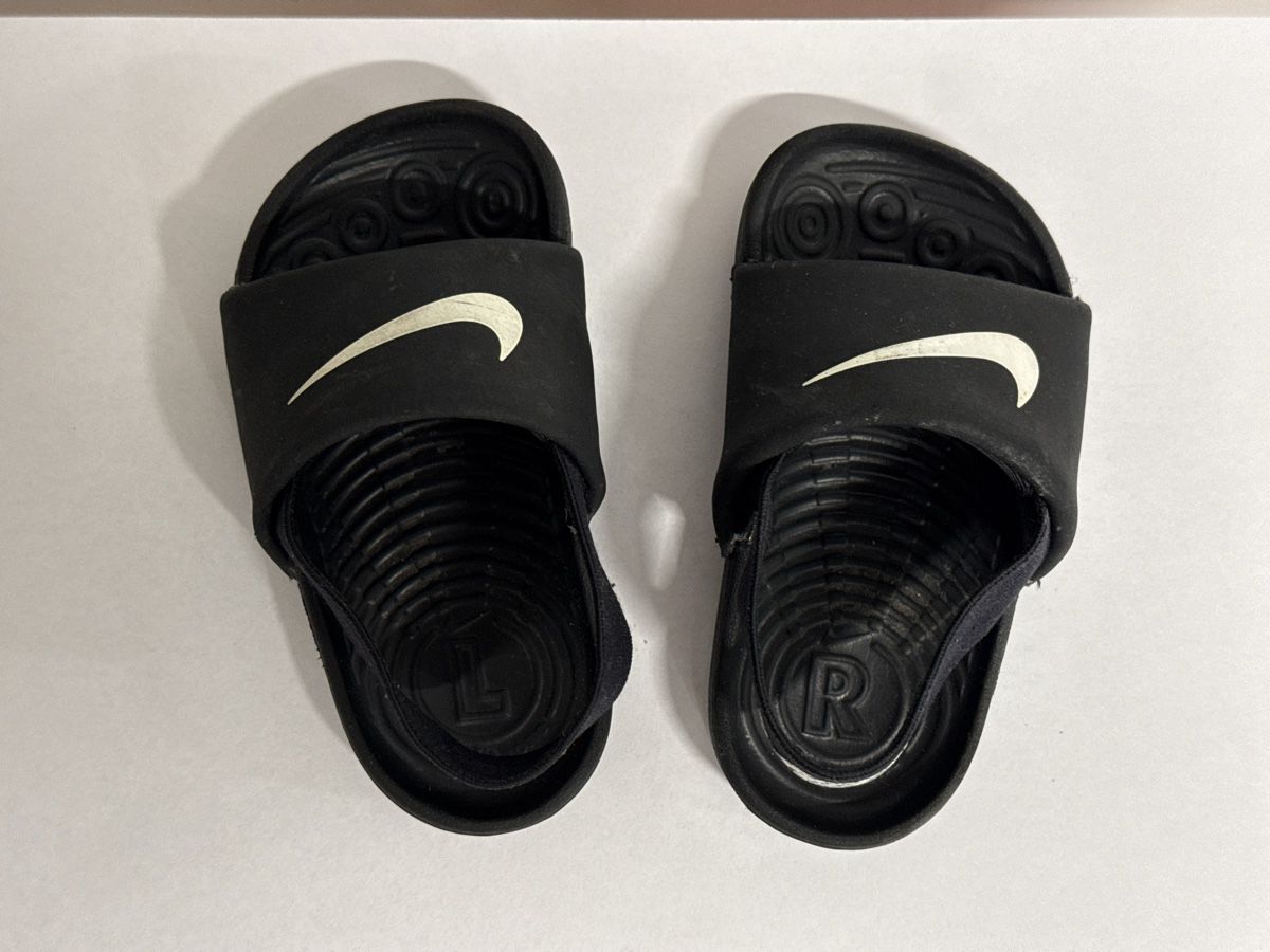 Nike Scarpe per ragazzi: Baby Flipflops 22 – Usato da Zürich venduto da juanjoch 2