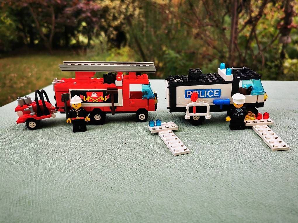 Legoland Baukästen: LEGO Light & Sound 6450 und 6480 zum unschlagbaren Preis – Gebraucht aus Ermatingen von Irem77