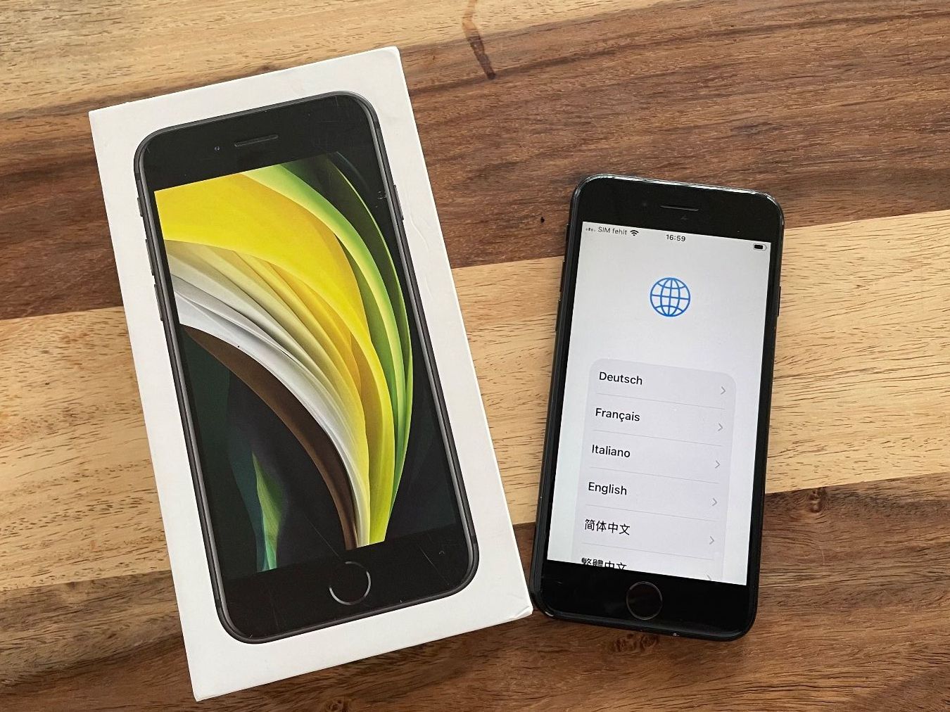 Apple Telefoni cellulari / Smartphones: Iphone SE 2 - defekt – Difettoso da Turbenthal venduto da Huldrich 2