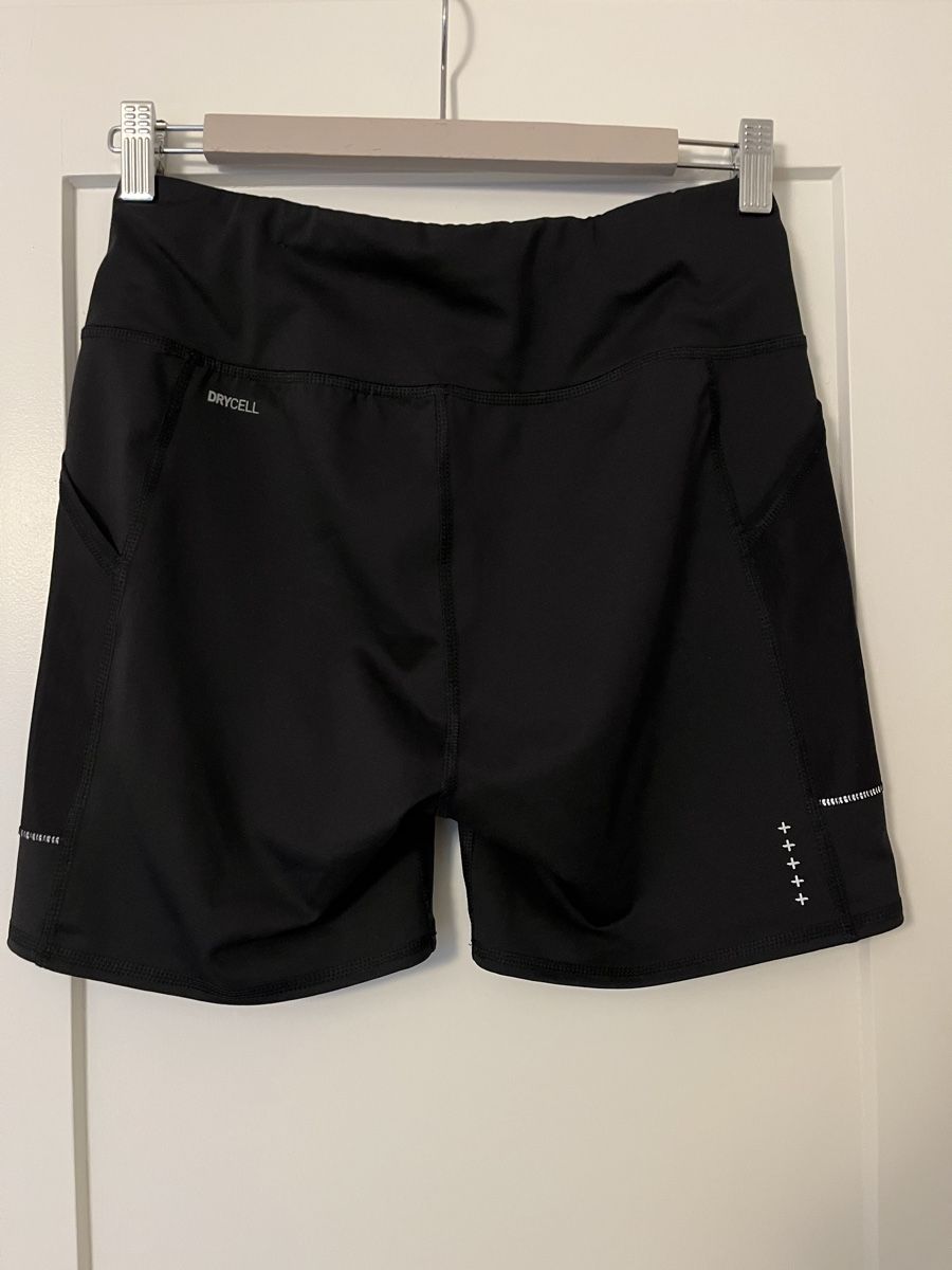 Puma Pantaloni: Puma Running Shorts – Usato da Zürich venduto da ale_t 1