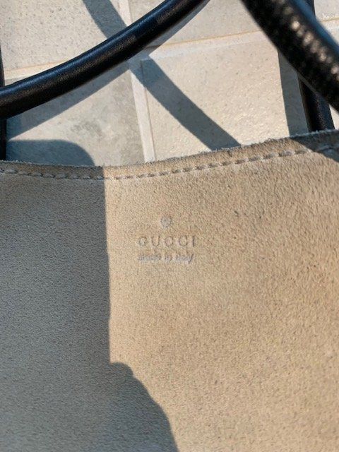 Gucci Sacs femmes: Sac en daim beige de Gucci – D'occasion à St-Aubin-Sauges par Juliezan 2
