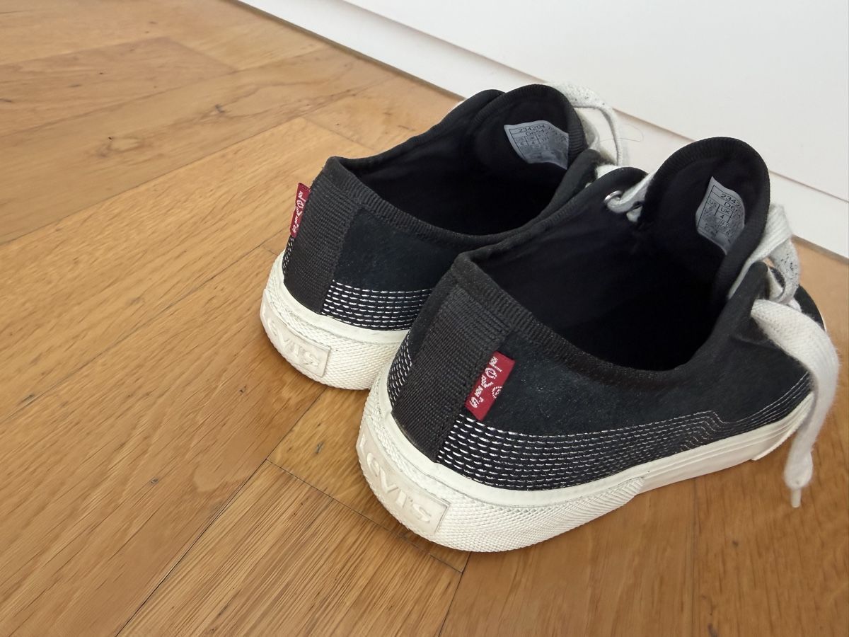 Levi's Scarpe da uomo: Levis Schuhe gr 37 – Usato da St.Gallen venduto da bubo2008 1