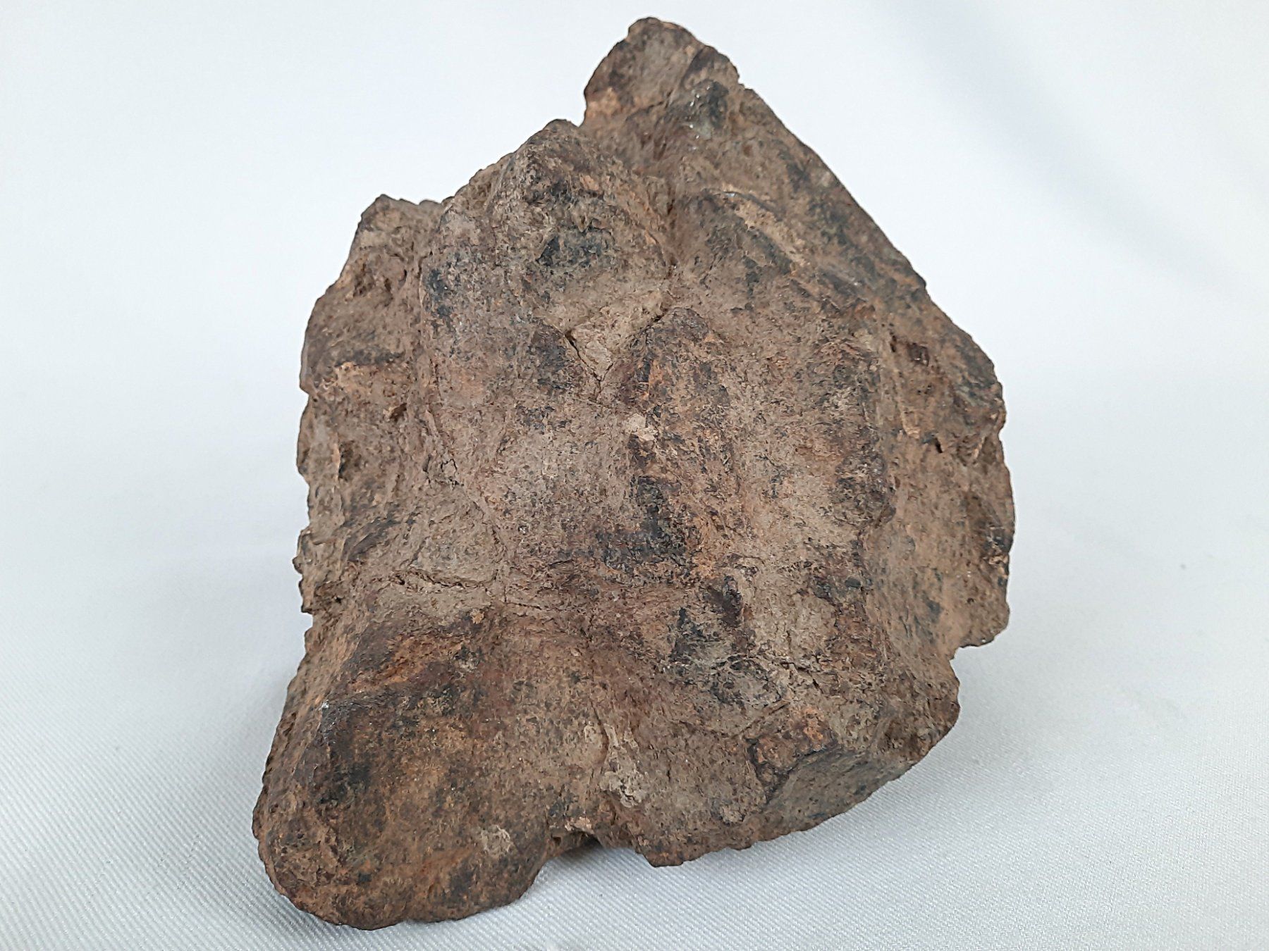 Mineralien & Heilsteine: Grosser Magnetit – Gebraucht aus Beinwil am See von Restwert_Beinwil 3
