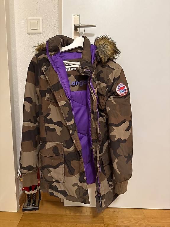 Giacche: Kangaroo Winterjacke millitäroptik Grösse 36 – Usato da Pfäffikon SZ venduto da Melanie335