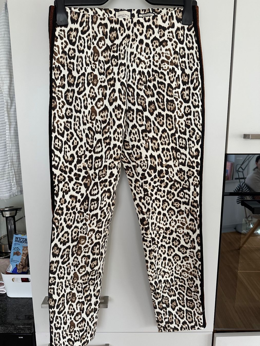 Pantaloni: Seductive Hose Grösse 38 mit Leopardenmuster – Nuovo (secondo la descrizione) da Zumikon venduto da ABrus01