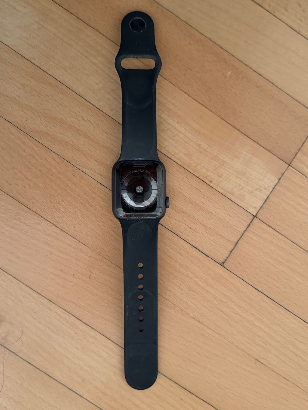 Apple Smartwatch: Apple Watch Series 5 – Gebraucht aus Herrliberg von Samariter1990 1