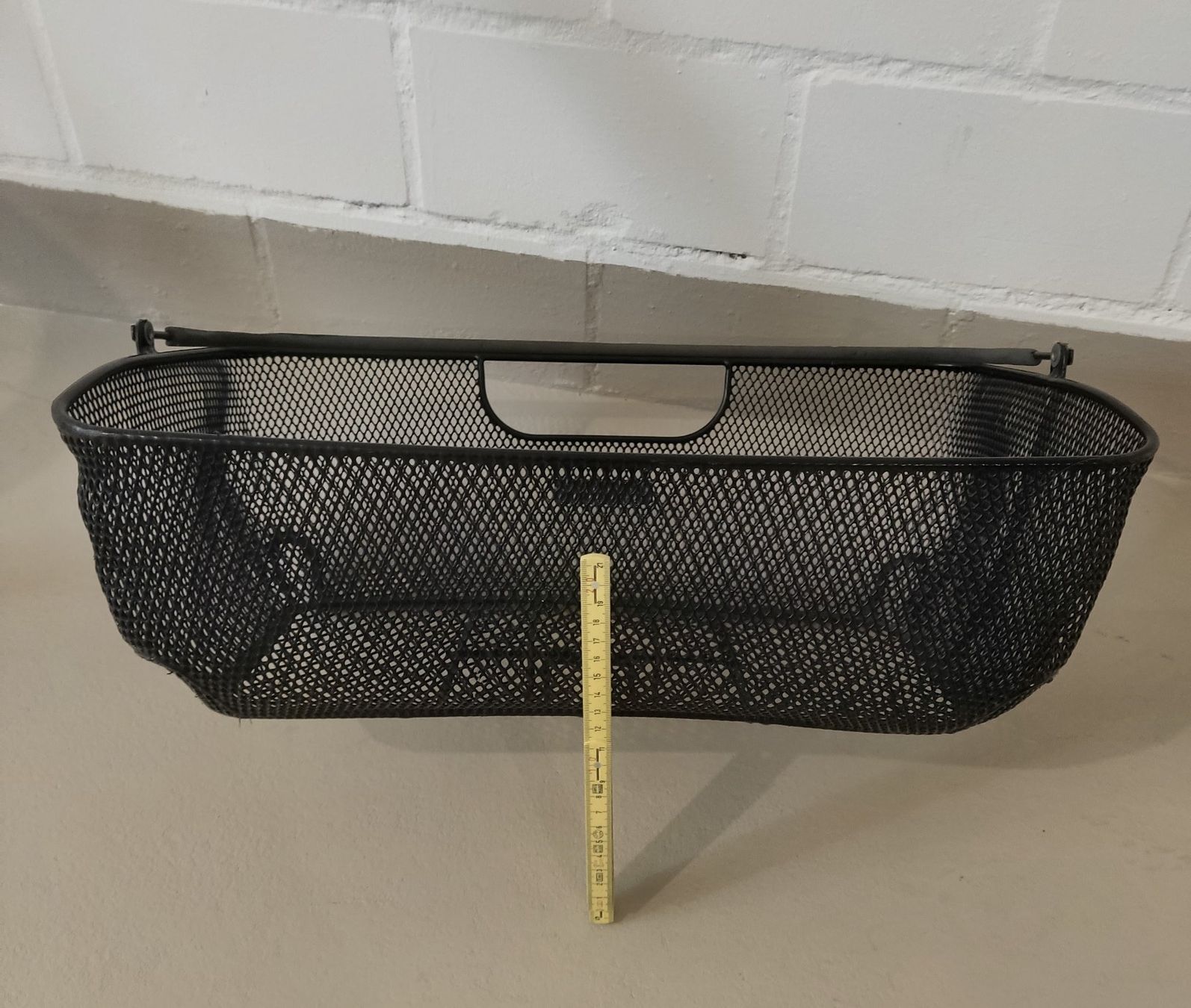 Pièces détachées: Velokorb schwarz mit Griff 50cm extra breit – D'occasion à Neftenbach par Pesom0 1