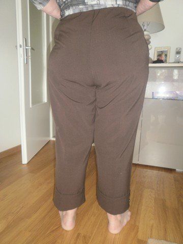 Pantaloni: Pantacourt brun T. 46, 48 – Nuovo (secondo la descrizione) da Marin-Epagnier venduto da Madja 1