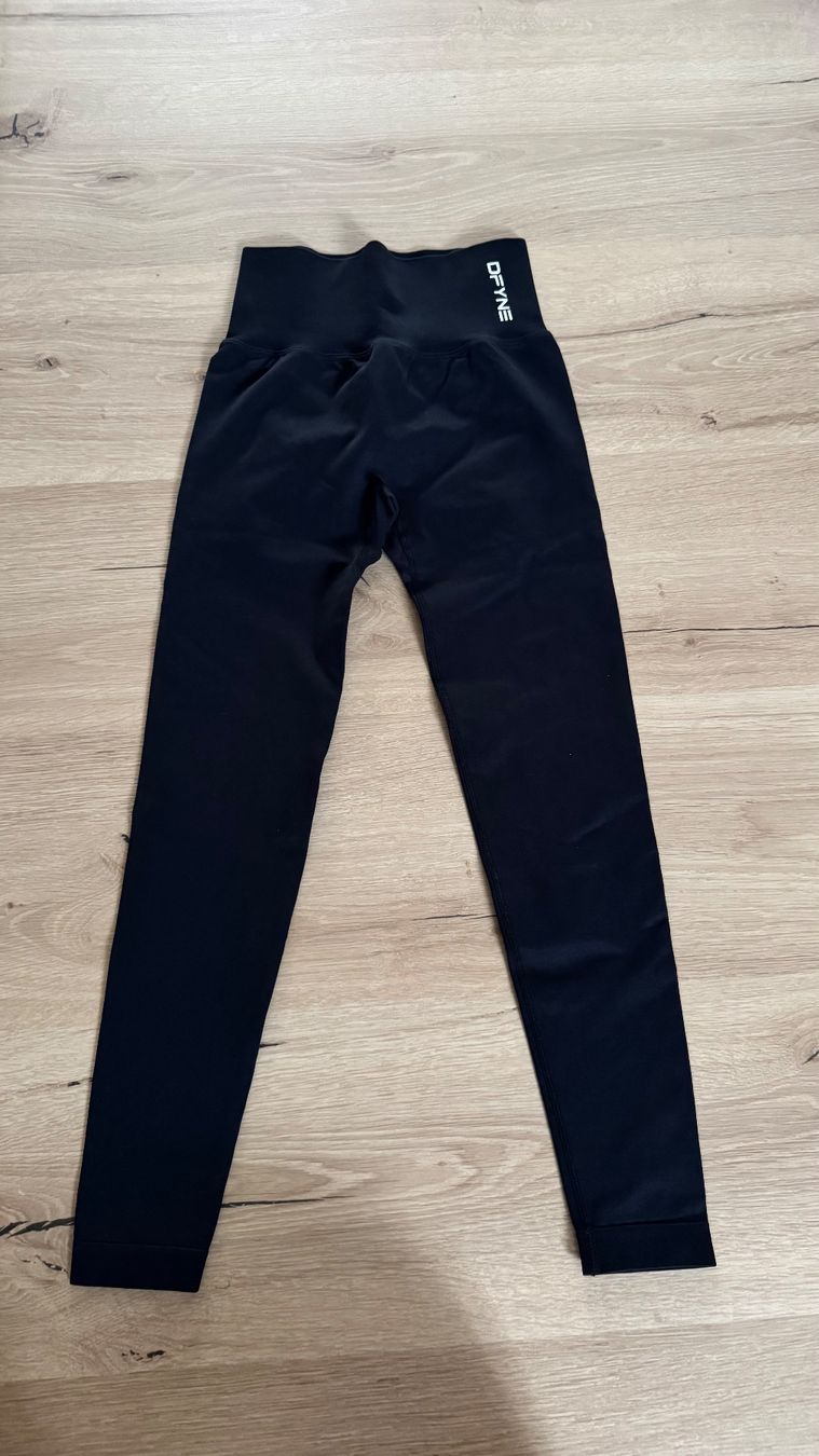 Leggings: Dfyne leggings – D'occasion à Neuenkirch par viv_wj7w